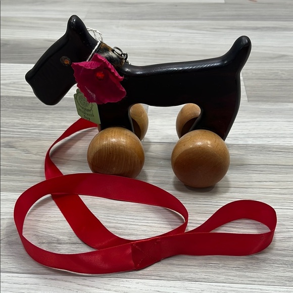 MilkWeed Dog Rolling Wooden Massager Dog Gift Animal Terrier Toy On Wheels - Picture 1 of 12